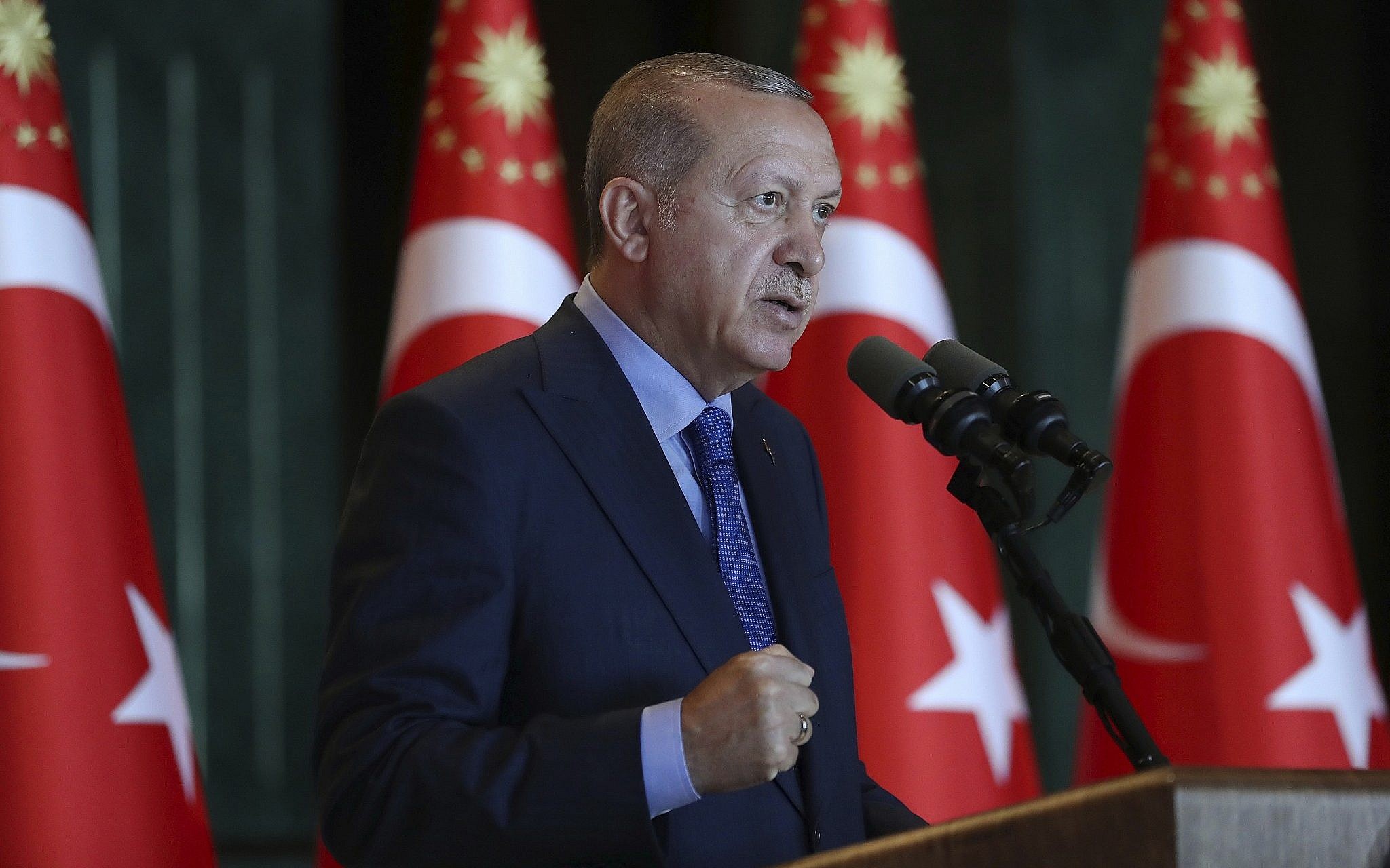 As Turkey Economy Deteriorates, Erdogan Opponents Intensify Their Efforts To Depose Him