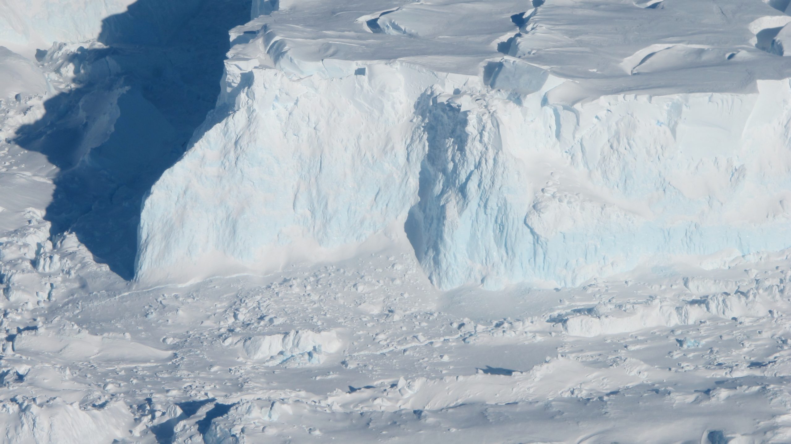 Cracking Antarctica Largest Thwaites Glacier: Scientists Warn The World