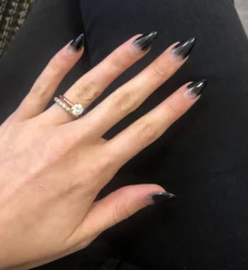 Black ombre nails